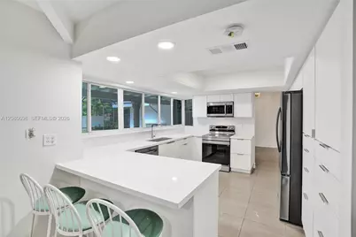 8260 SW 88th St, Miami, FL 33156 - Photo 15