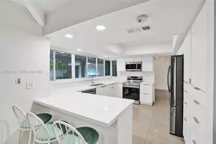 8260 SW 88th St, Miami, FL 33156 - Photo 15