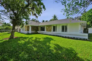 8260 SW 88th St, Miami, FL 33156 - Photo 5