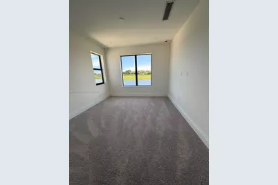 8540 NW 160th Terrace, Miami Lakes, FL 33016 - Photo 21