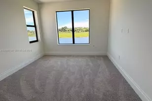 8540 NW 160th Terrace, Miami Lakes, FL 33016 - Photo 21