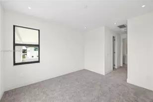 8540 NW 160th Terrace, Miami Lakes, FL 33016 - Photo 13