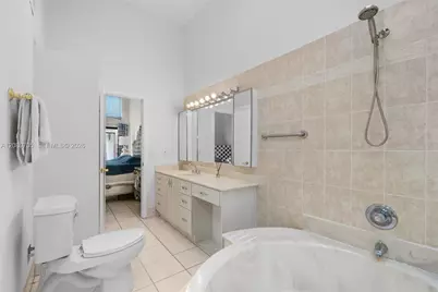 2679 S Parkview Dr, Hallandale Beach, FL 33009 - Photo 19