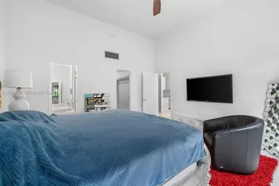 2679 S Parkview Dr, Hallandale Beach, FL 33009 - Photo 17