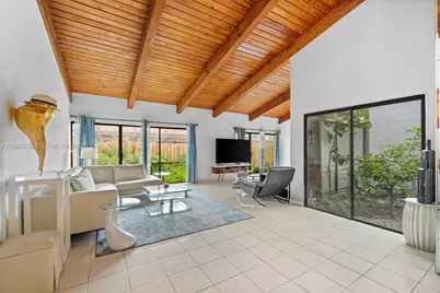 2679 S Parkview Dr, Hallandale Beach, FL 33009 - Photo 3