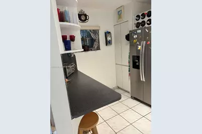 11 Olive Dr #F, Hialeah, FL 33010 - Photo 5