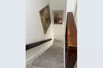 11 Olive Dr #F, Hialeah, FL 33010 - Photo 13
