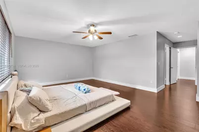 10301 Panama St, Cooper City, FL 33026 - Photo 17