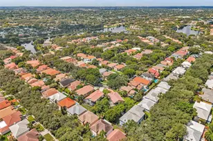 10301 Panama St, Cooper City, FL 33026 - Photo 5