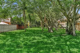 10301 Panama St, Cooper City, FL 33026 - Photo 27
