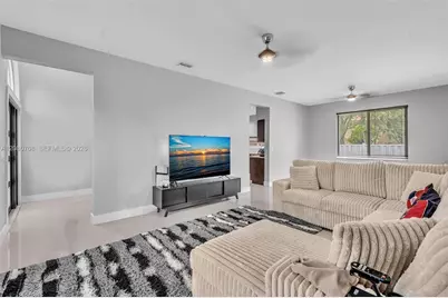 10301 Panama St, Cooper City, FL 33026 - Photo 49