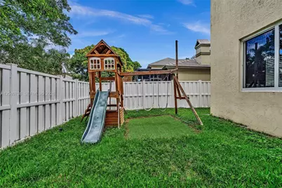 10301 Panama St, Cooper City, FL 33026 - Photo 21