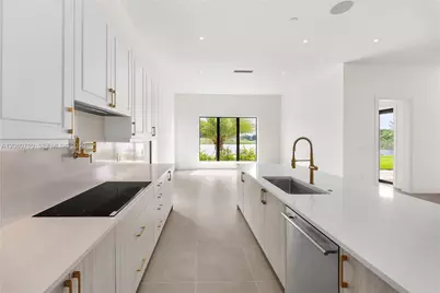 8540 NW 160th Terrace #1, Miami Lakes, FL 33016 - Photo 59