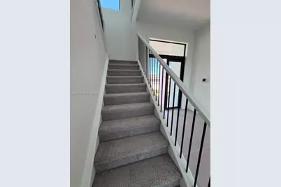 8540 NW 160th Terrace #1, Miami Lakes, FL 33016 - Photo 15