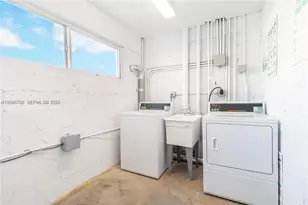 1045 10th St, Miami Beach, FL 33139 - Photo 23