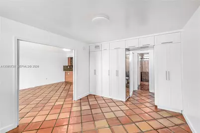 1045 10th St #402, Miami Beach, FL 33139 - Photo 11