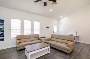 812 Lake Betty Dr, Lake Placid, FL 33852 - Photo 3