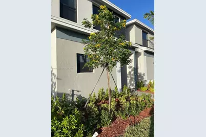 333 NE 1st Dr, Florida City, FL 33034 - Photo 23