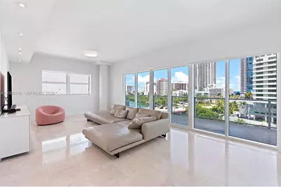 6103 Aqua Ave #702, Miami Beach, FL 33141 - Photo 11