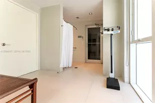 951 Brickell Ave, Miami, FL 33131 - Photo 23