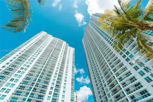 951 Brickell Ave, Miami, FL 33131 - Photo 17