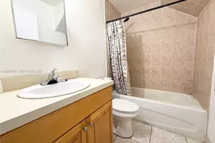 759 NW 70th St, Miami, FL 33150 - Photo 19