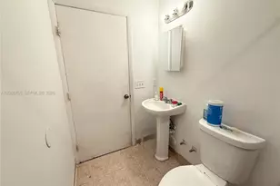 759 NW 70th St, Miami, FL 33150 - Photo 13