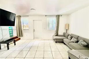 759 NW 70th St, Miami, FL 33150 - Photo 29