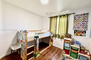 759 NW 70th St, Miami, FL 33150 - Photo 7