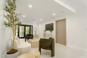 1221 Biarritz Dr, Miami Beach, FL 33141 - Photo 11