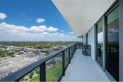 121 NE 34th St #3001, Miami, FL 33137 - Photo 3