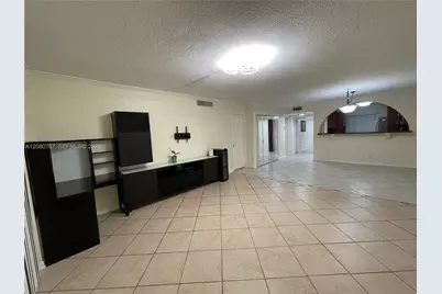 16240 Laurel Dr #101, Weston, FL 33326 - Photo 25