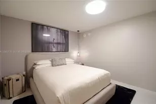 1000 Brickell Plaza, Miami, FL 33131 - Photo 29