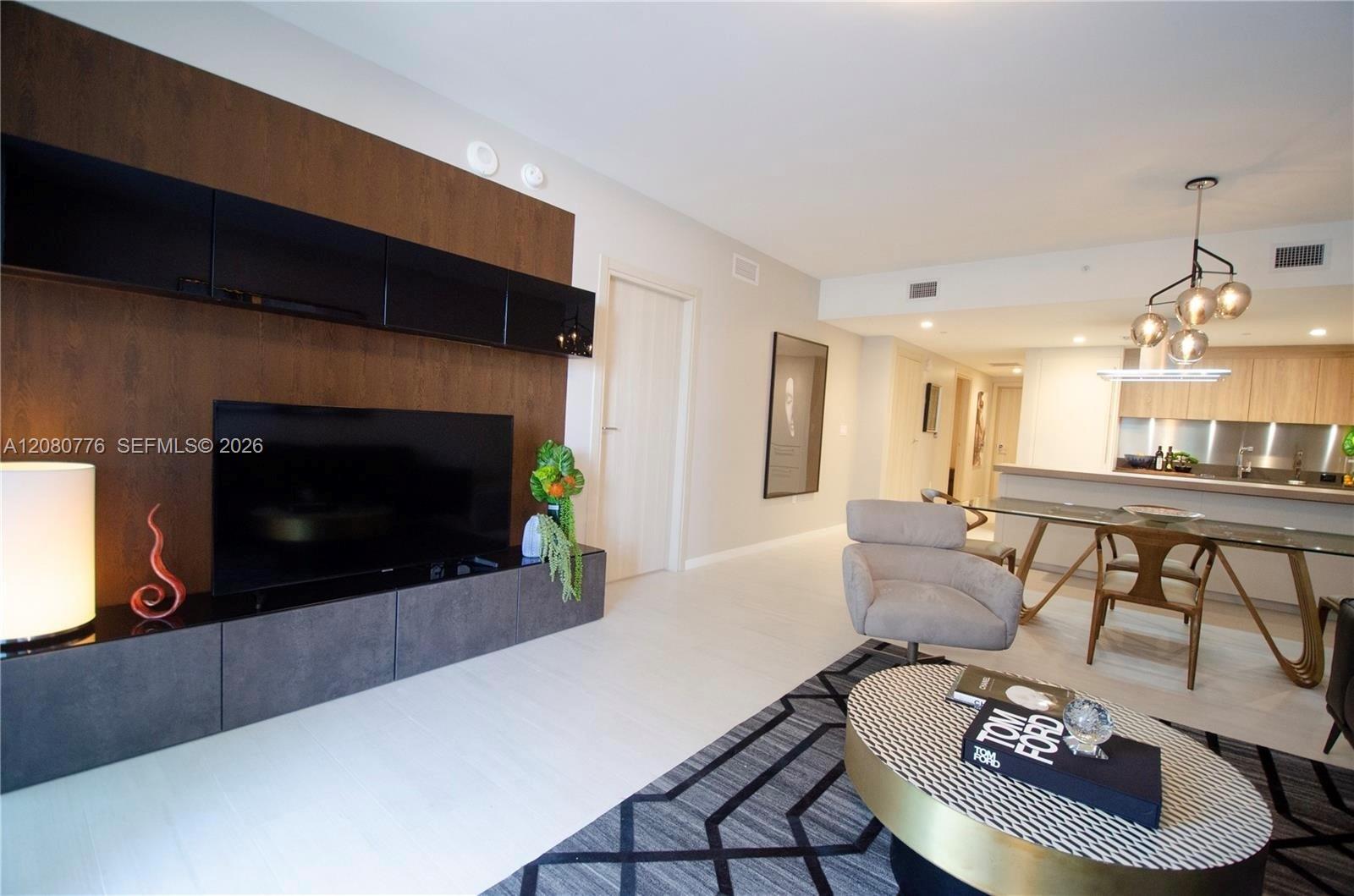 1000 Brickell Plaza #4207 - 1000 Brickell Plaza #4207, Miami, FL 33131 Luxury Property | Jose Angel Pina