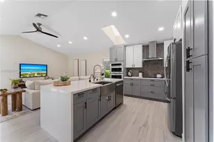 1900 Lakeshore Dr, Weston, FL 33326 - Photo 15