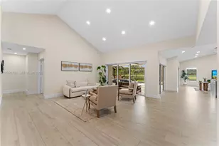 1900 Lakeshore Dr, Weston, FL 33326 - Photo 5
