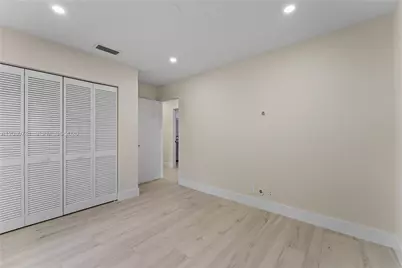 1900 Lakeshore Dr, Weston, FL 33326 - Photo 37