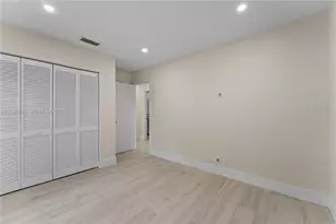 1900 Lakeshore Dr, Weston, FL 33326 - Photo 37