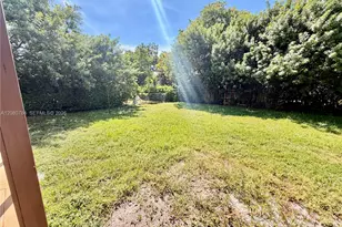 3790 SW 27th St, Miami, FL 33134 - Photo 11