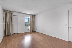 300 SW 134th Way, Pembroke Pines, FL 33027 - Photo 9
