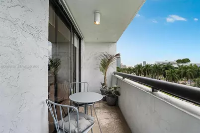 1775 Washington Ave #6E, Miami Beach, FL 33139 - Photo 9