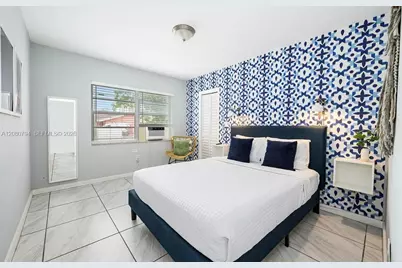 821 SW 5th St #1, Miami, FL 33130 - Photo 3
