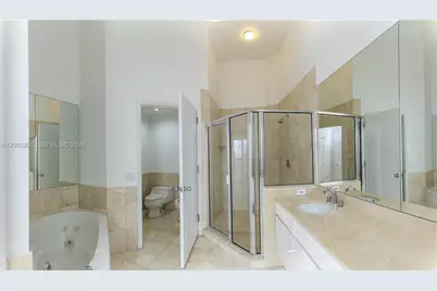 808 Brickell Key Dr #404, Miami, FL 33131 - Photo 7