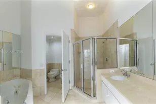 808 Brickell Key Dr, Miami, FL 33131 - Photo 7