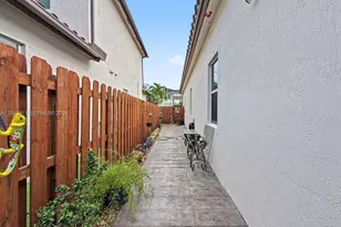 15086 SW 176th Terr, Miami, FL 33187 - Photo 37