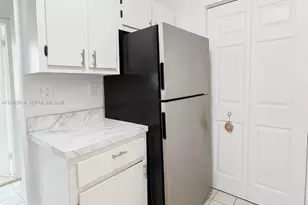20761 NE 4th Pl, Aventura, FL 33179 - Photo 9