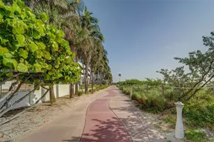 6801 Collins Ave, Miami Beach, FL 33141 - Photo 11