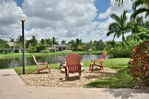 15317 SW 35th St, Davie, FL 33331 - Photo 9
