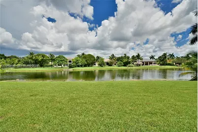 15317 SW 35th St, Davie, FL 33331 - Photo 13