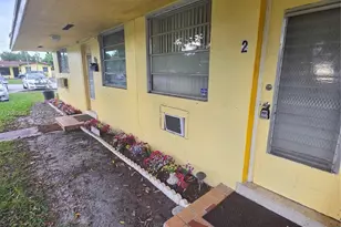 28 NW 170th St, North Miami Beach, FL 33169 - Photo 9